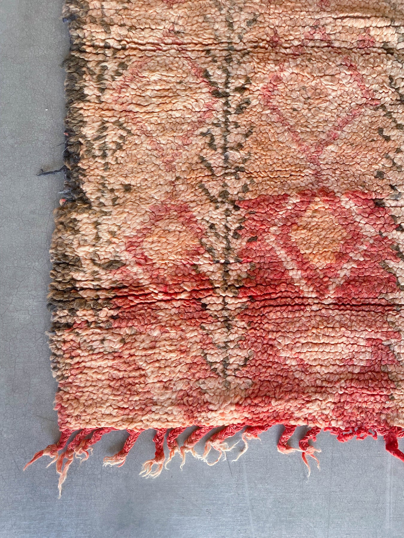 Shrimp on the Barbie Vintage Berber Rug – SOUKi RATHMAN