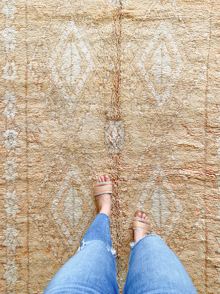 Rihanna Says Shine Bright Like A... Vintage Berber Rug – SOUKi RATHMAN