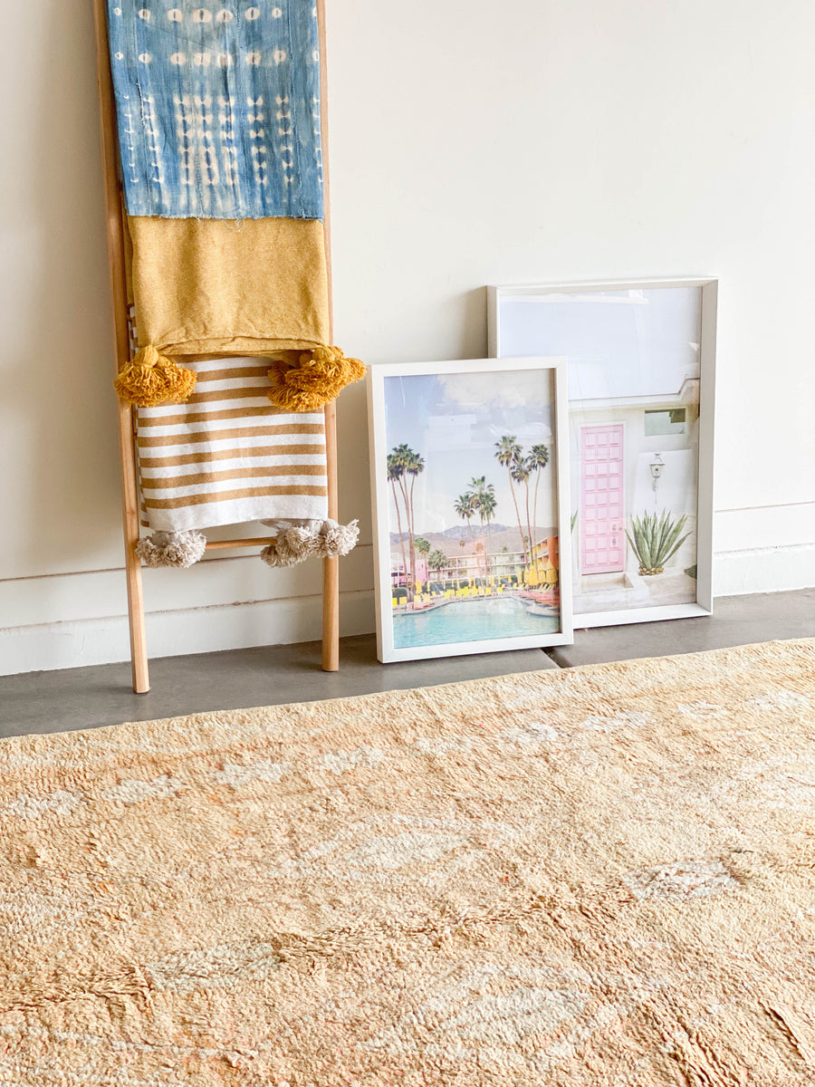 Rihanna Says Shine Bright Like A... Vintage Berber Rug – SOUKi RATHMAN